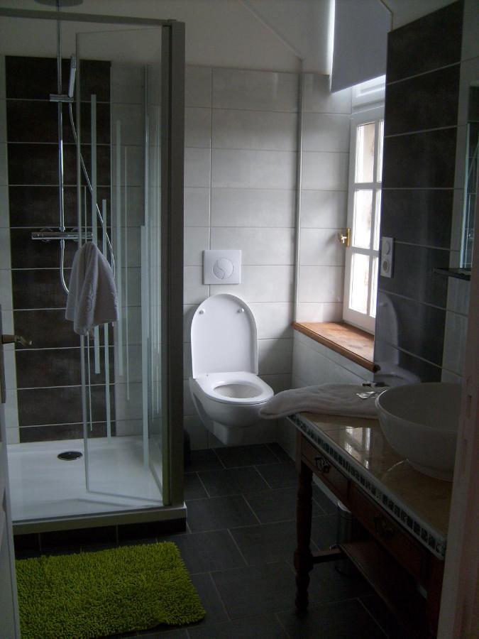 Maison Des Isles Saint-Hilaire-du-Harcouët Eksteriør bilde
